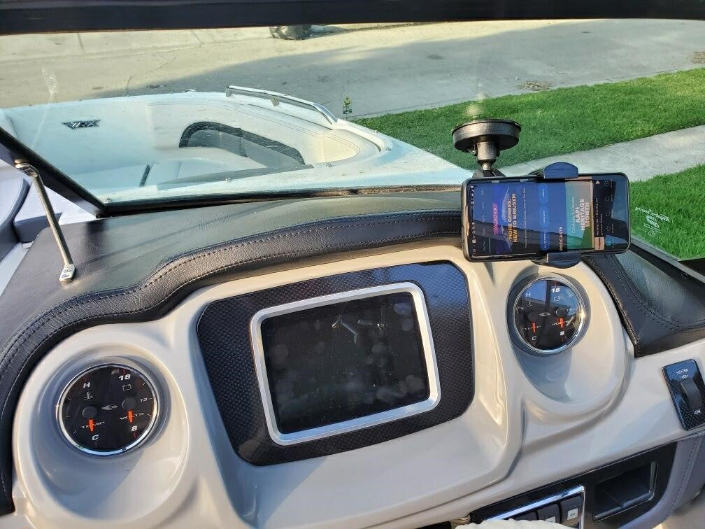 Auto/Truck Suction Cup Mount Kit